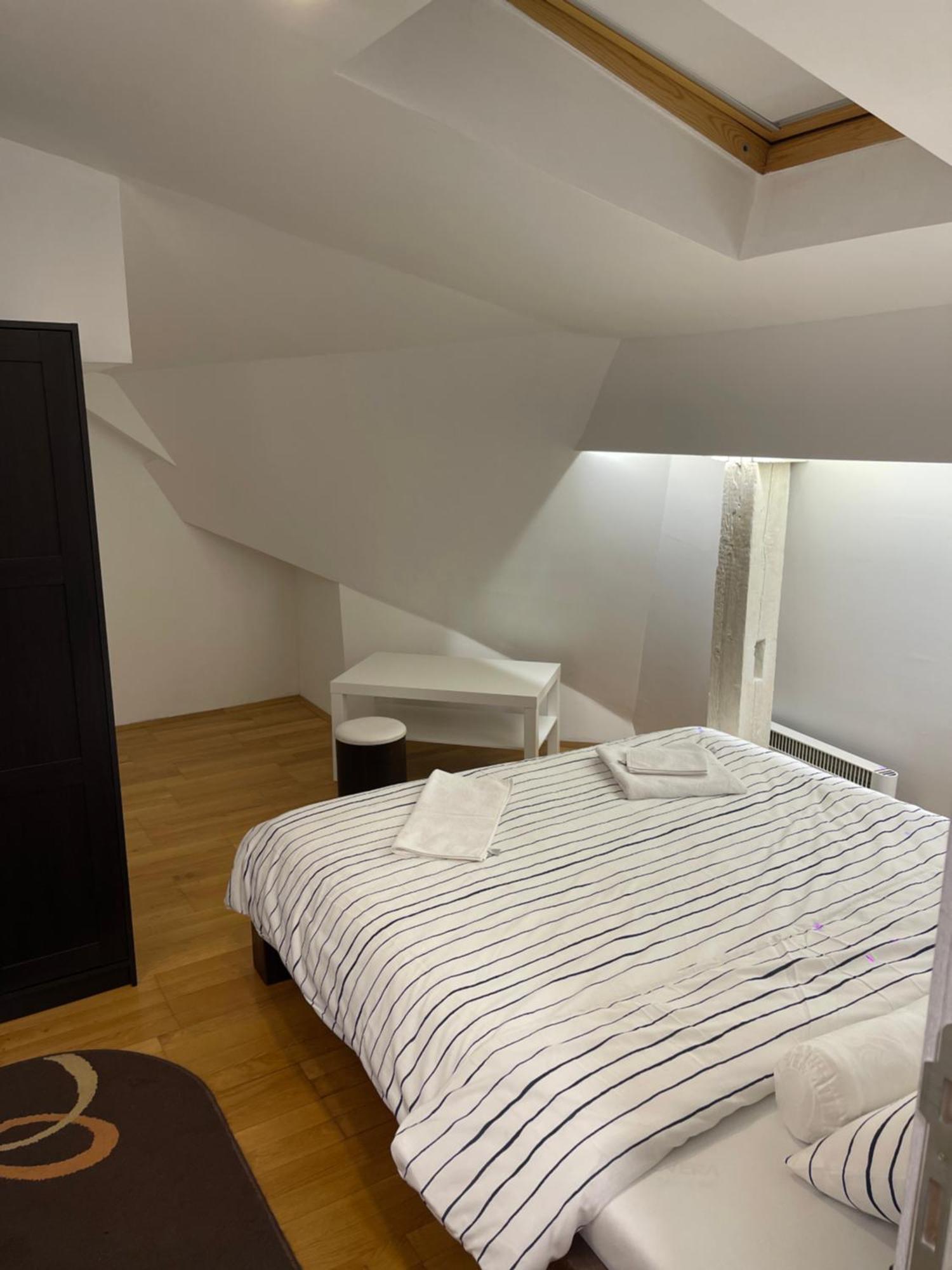 Double Bedroom Apartment In Beograd Eksteriør billede