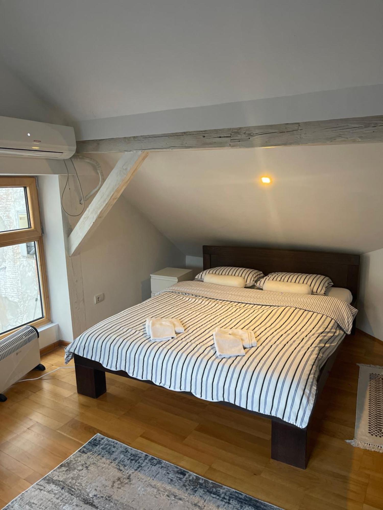 Double Bedroom Apartment In Beograd Eksteriør billede